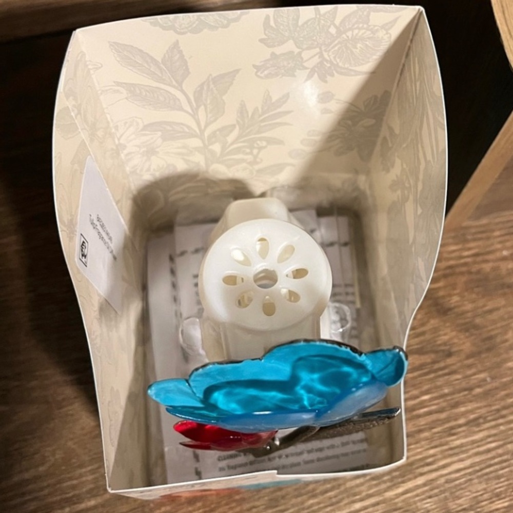 🌺 New The Pioneer Woman Blue Tulip Scent Charm Fragrance Oil Diffuser - Picture 2 of 5